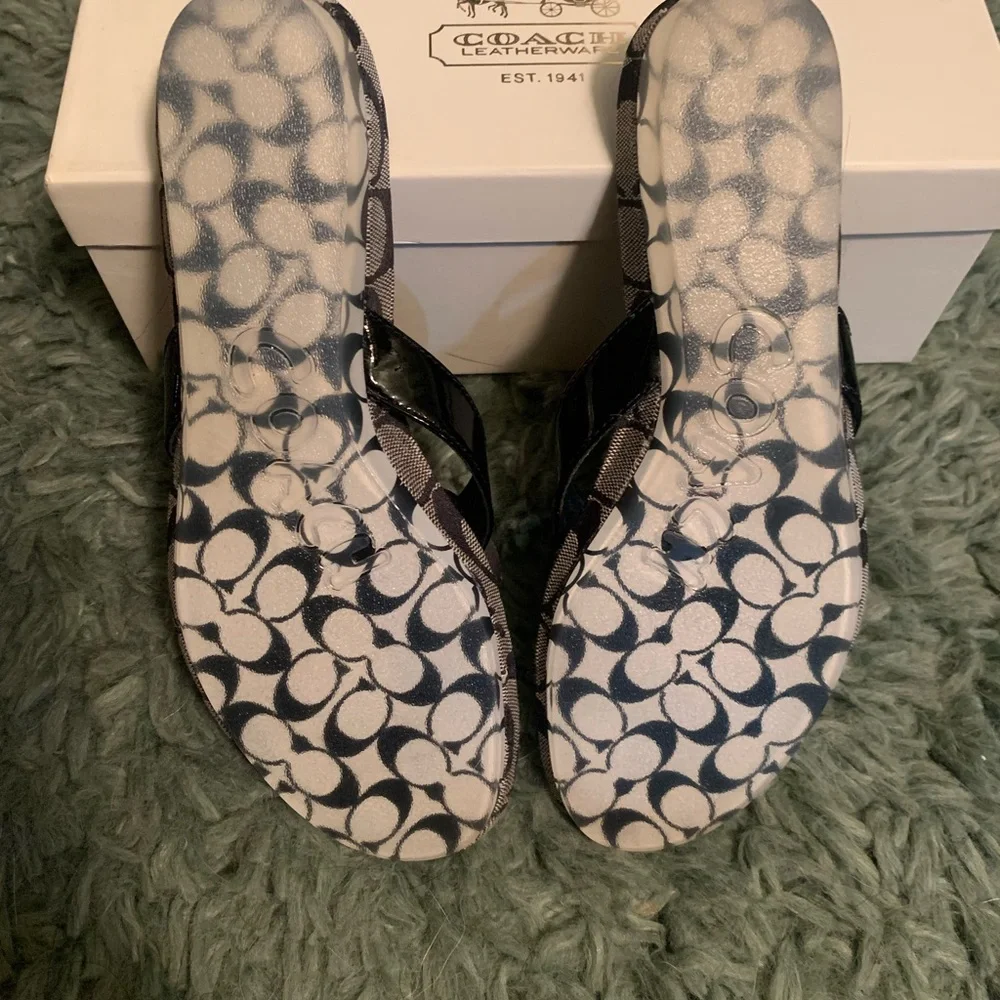 BRAND NEW Coach Samira sandals Signature coach fabric and floral detail - Picture 4 of 4